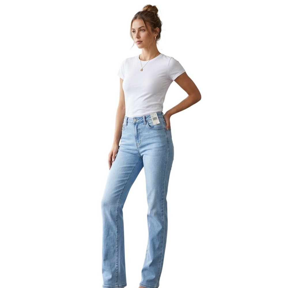 Members Mark Womens High Rise Straight Leg Jeans Light Wash Blue Size 4 NEW